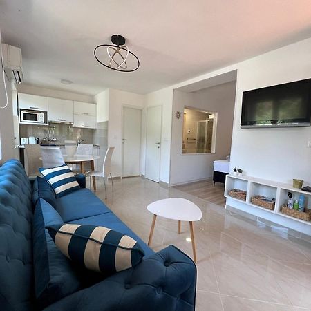 Villa Kos Rovinj Apartments エクステリア 写真