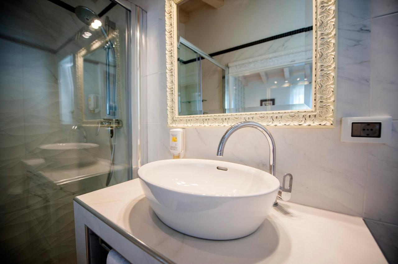 Villa Kos Rovinj Apartments エクステリア 写真