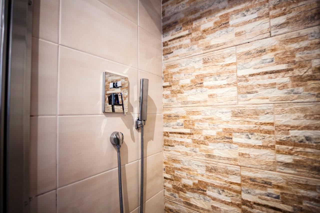 Villa Kos Rovinj Apartments エクステリア 写真