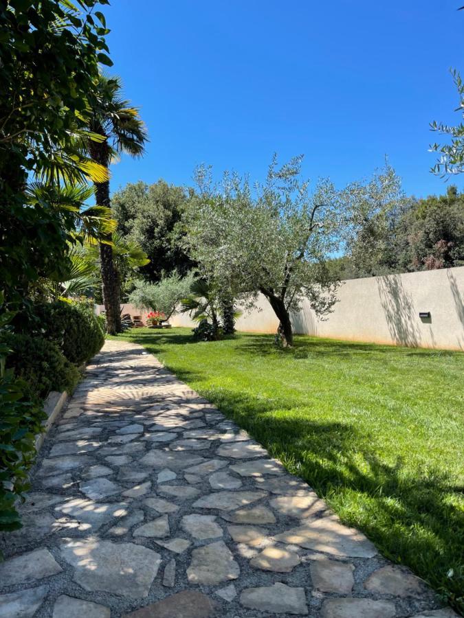 Villa Kos Rovinj Apartments エクステリア 写真