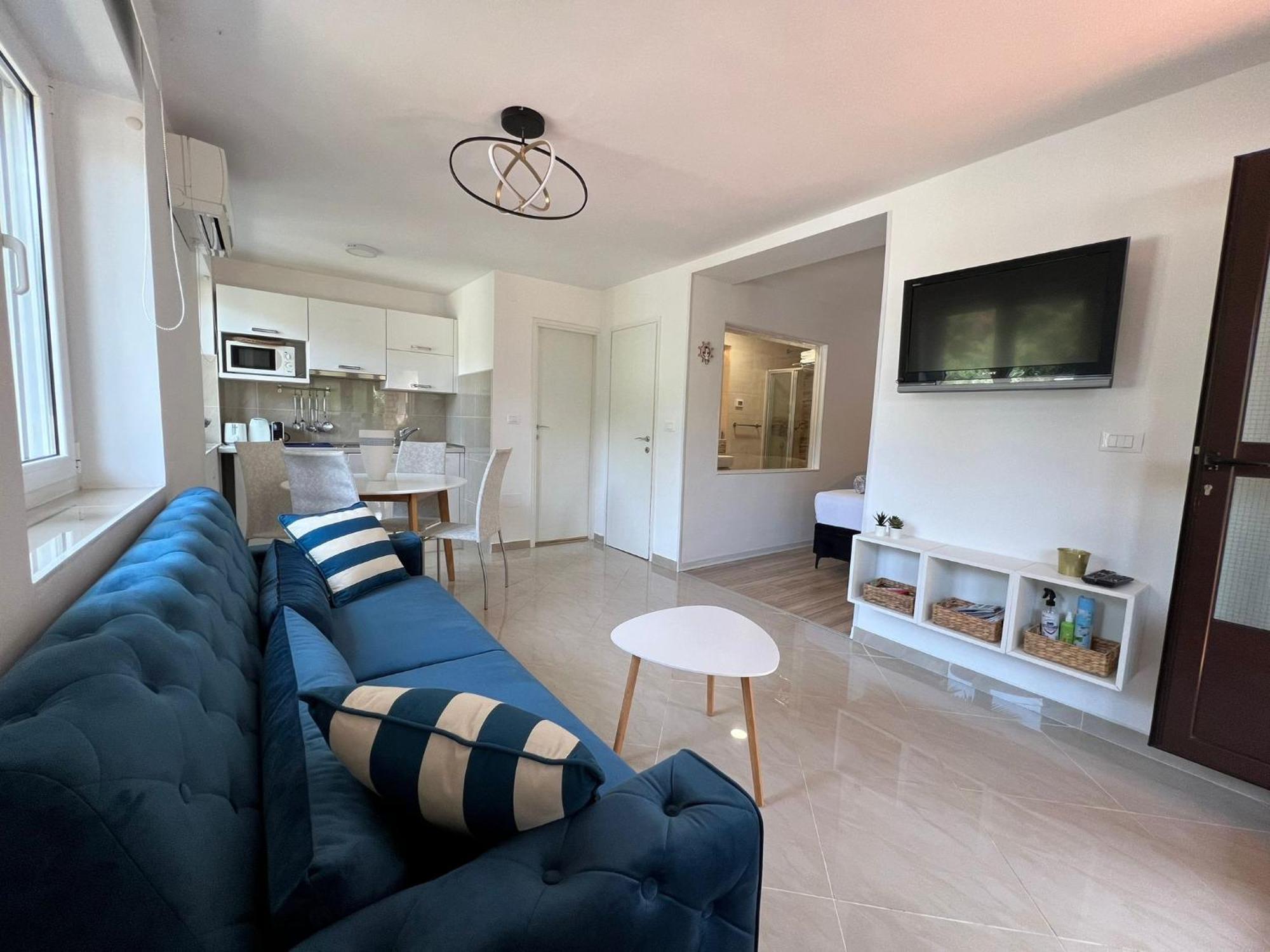 Villa Kos Rovinj Apartments エクステリア 写真