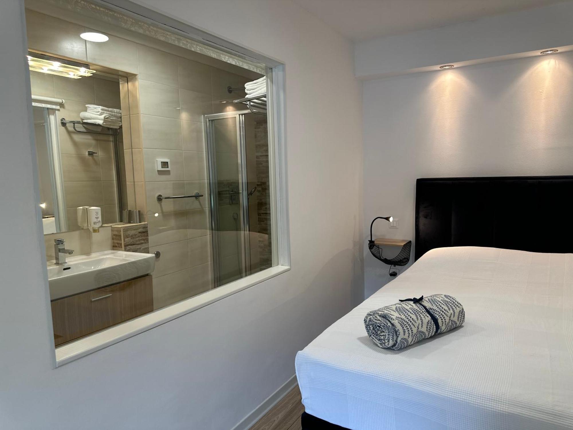 Villa Kos Rovinj Apartments エクステリア 写真